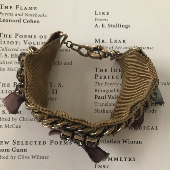 Rare J. Crew bracelet with crystal and ribbon - Picture 5 of 9